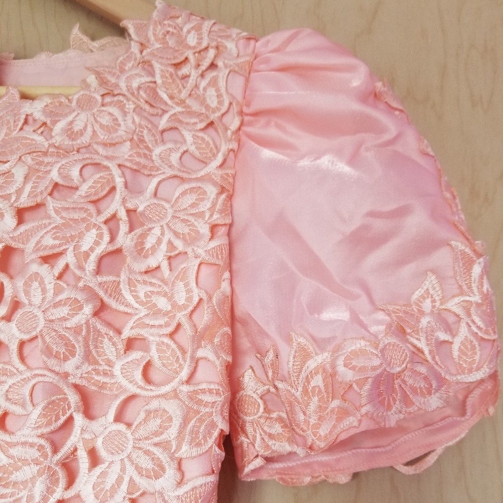 Dress - Picture 3 of 4